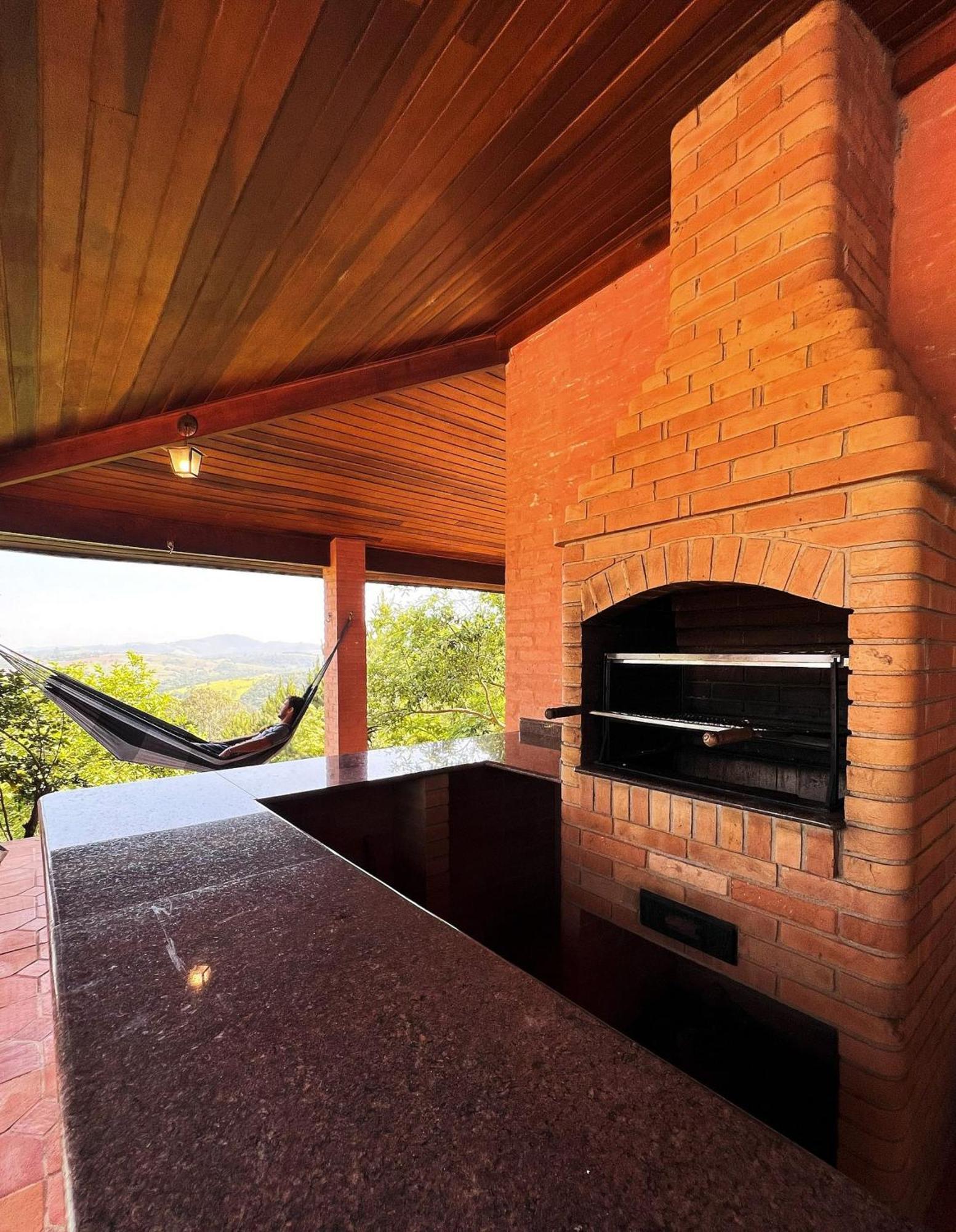 Casa De Campo Araxa Na Montanha Com Piscina Piracaia Dış mekan fotoğraf